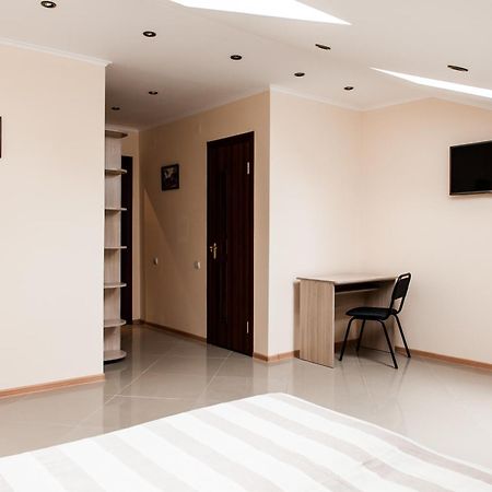 Minihotel Freedom Lviv Ngoại thất bức ảnh