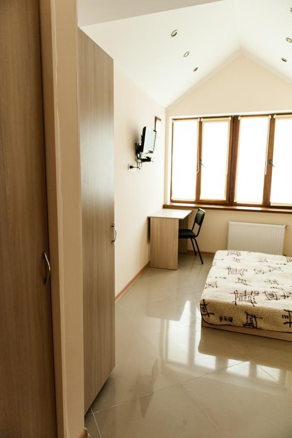 Minihotel Freedom Lviv Ngoại thất bức ảnh