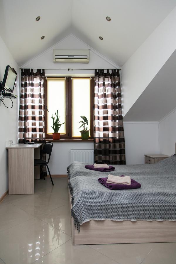 Minihotel Freedom Lviv Ngoại thất bức ảnh